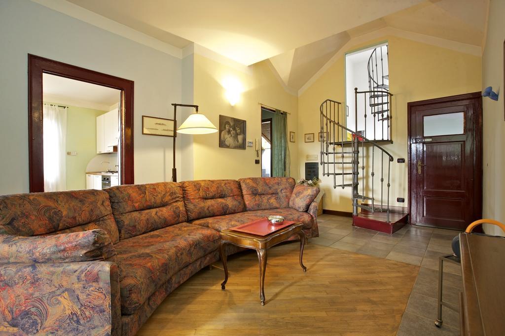 Appartement La Torretta à Verbania Extérieur photo